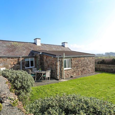 Tan Twr Farm Cottage Dwyran Kültér fotó