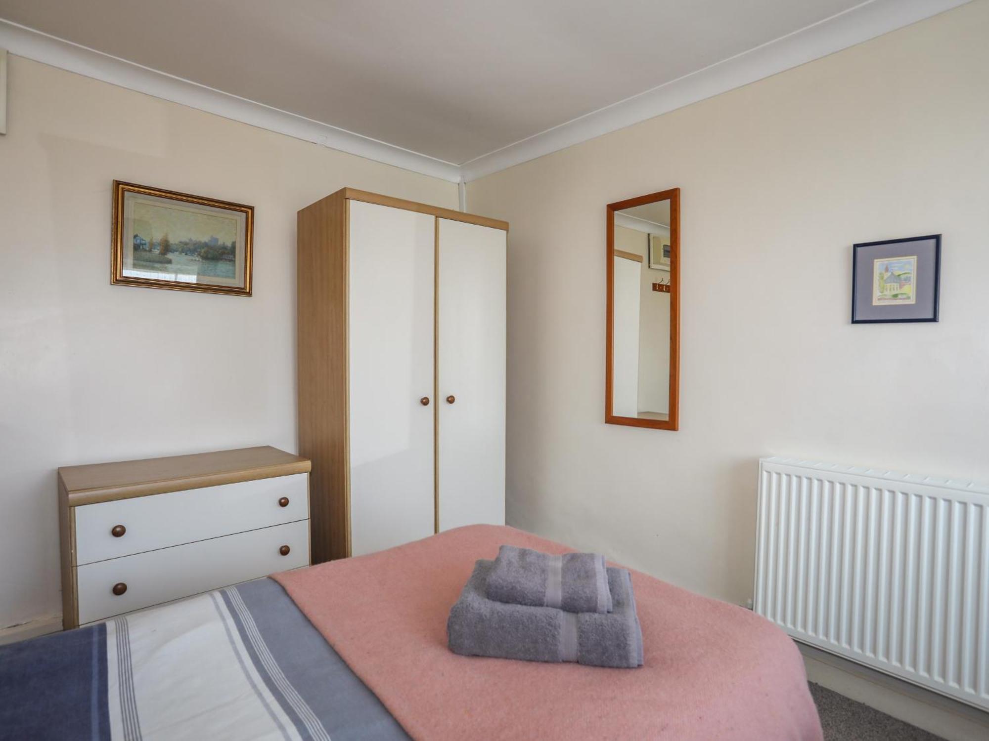 Tan Twr Farm Cottage Dwyran Kültér fotó